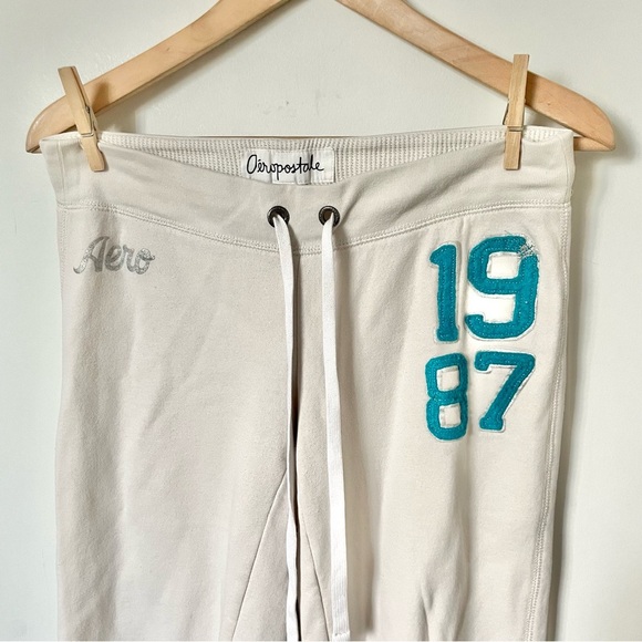 Y2K Aeropostale Spell Out White Low Rise Sweatpant Joggers Size Small - Picture 2 of 4